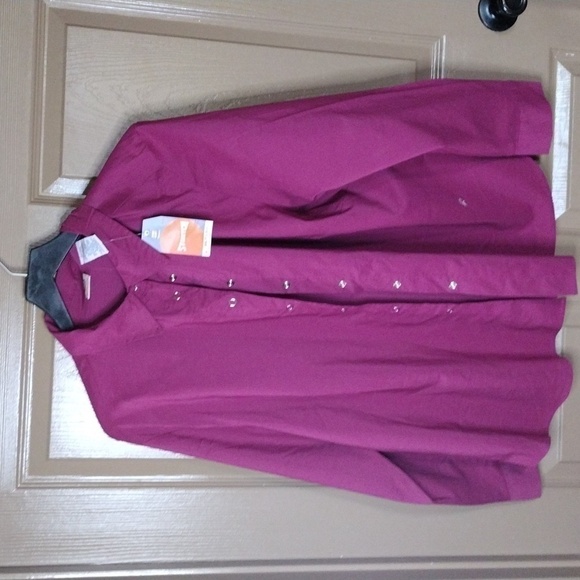 4@30.00 or 20.00 NWT  Ladies Plus Size Blouse by FADED GLORY - Picture 1 of 13